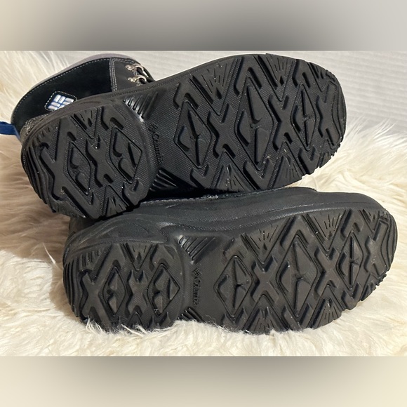 Columbia Boys Sz US 6  Black Omni Heat BY1290-010 Hiking Boots Unisex Clean ! - Picture 8 of 8